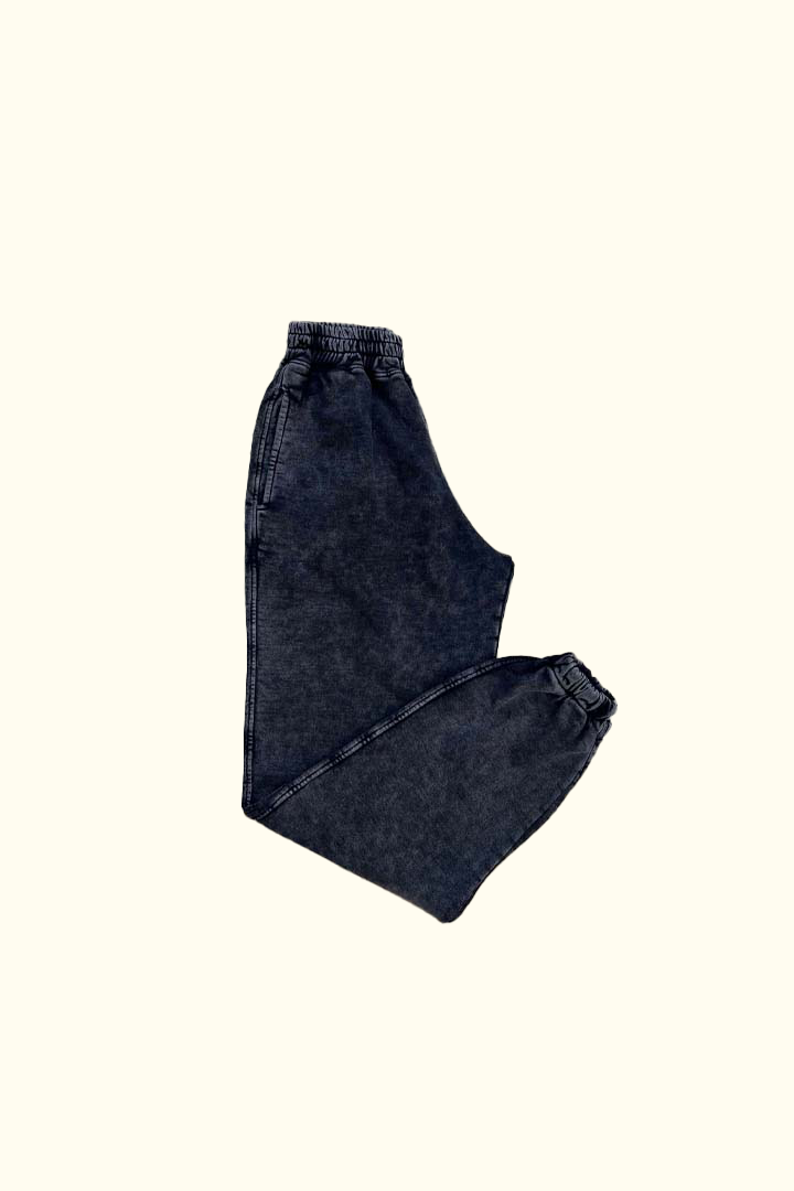 BLACK_PANTS
